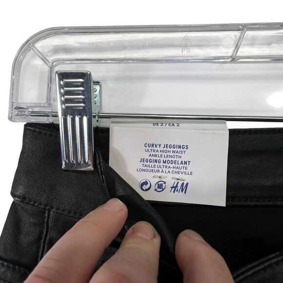 Nwt 2 H&M CURVY JEGGINGS ULTRA HIGH WAIST
ANKLE LENGTH - Picture 6 of 11